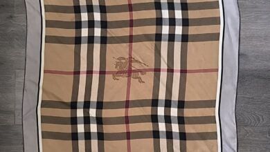 Photo of Шарфы и платки Burberry